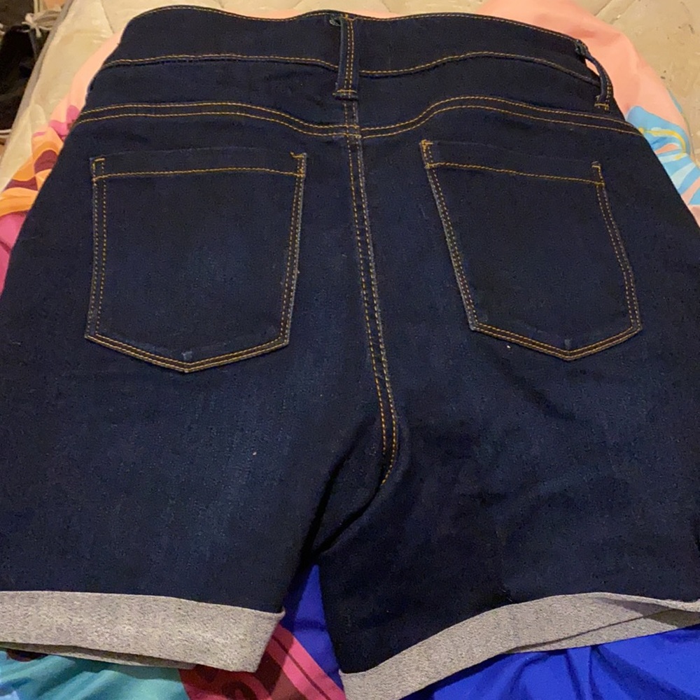 Shorts - Picture 2 of 2